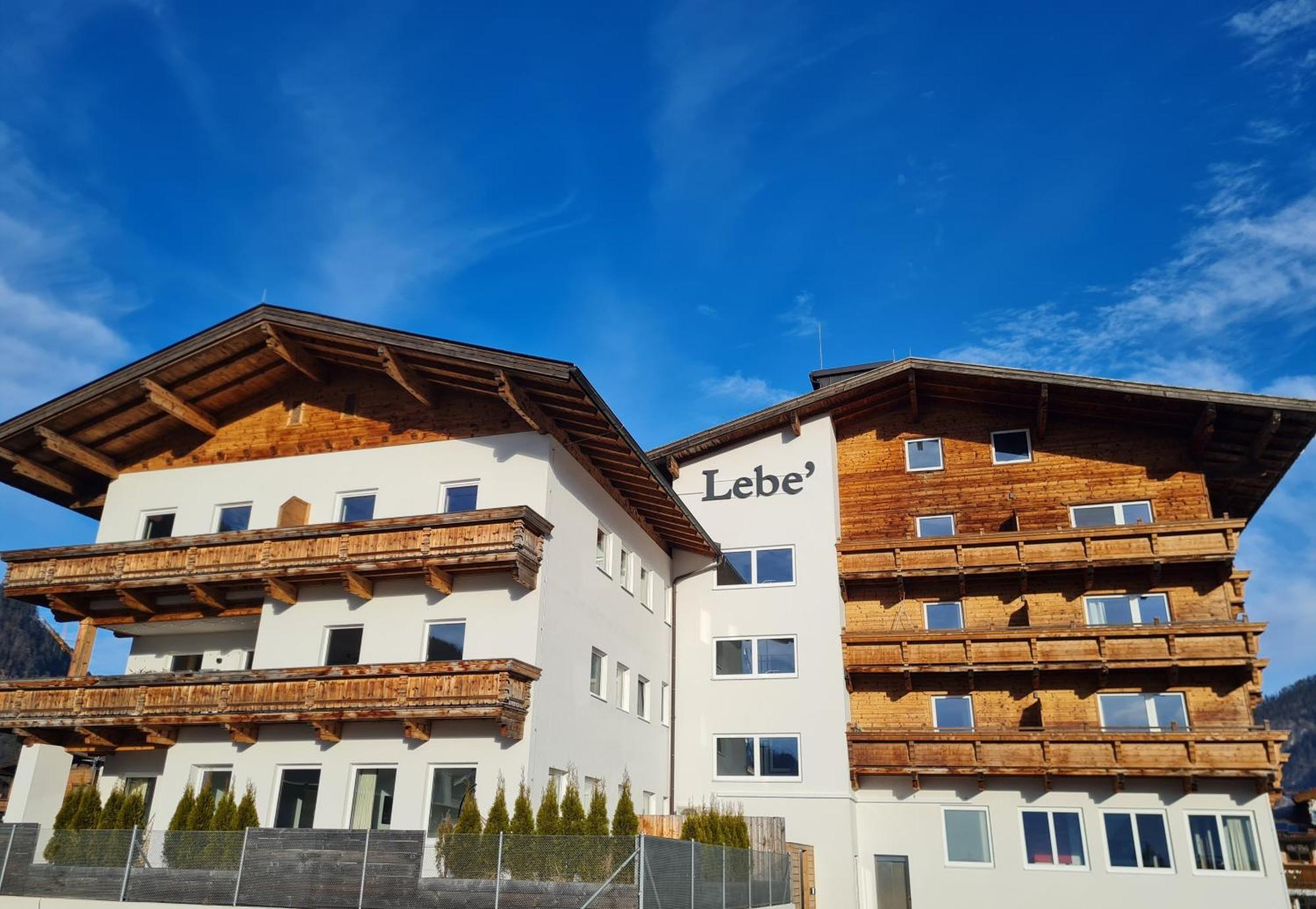 Lebe'Schlitters - Das Ferienapartmenthaus Im Zillertal ภายนอก รูปภาพ